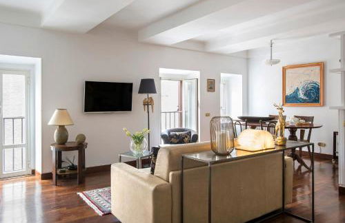 The Pantheon view in the heart of Rome - Photo 6