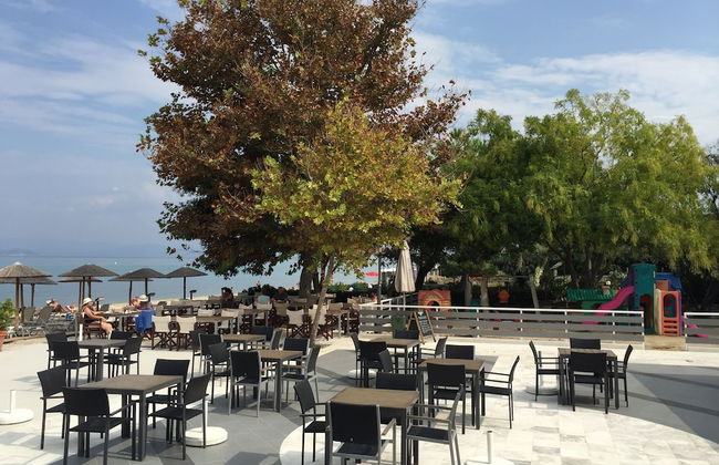 Naias Beach Hotel - Foto 33