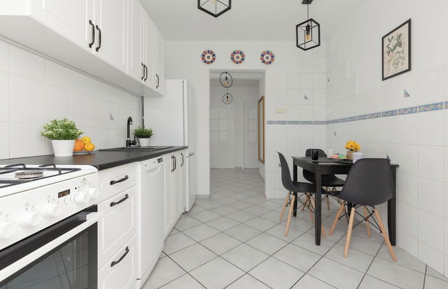 Spacious 3 Bedroom Apartment by Renters - Foto 19