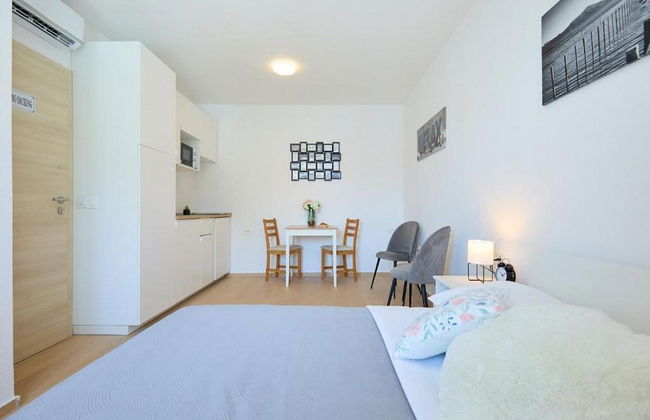 Palm Tree Apartments - Foto 38