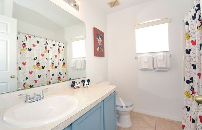 Beautiful 5 Bedroom Home With Large South-facing Pool - Foto 18