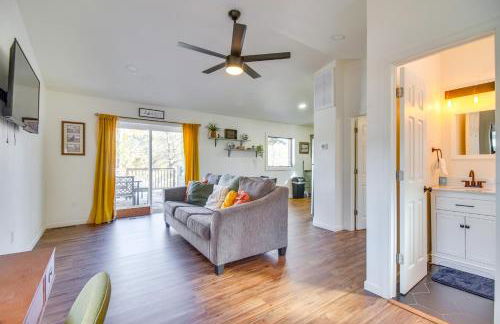 Deck and Boat Dock Lakefront Cabin in Eucha! - Foto 11