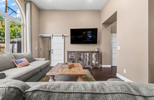 Stylish Church Conversion Walk to LoHi - Foto 19