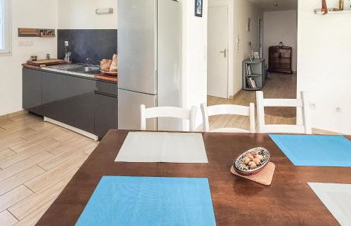 Amazing Home In Trévou-Tréguignec - Foto 12