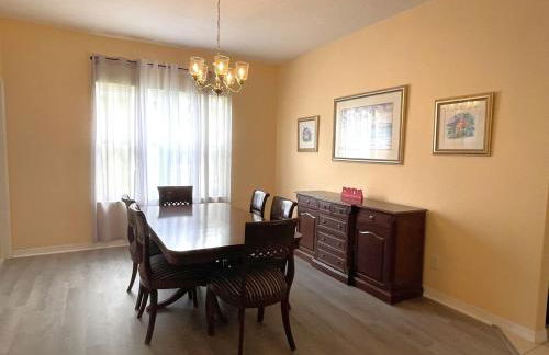 Spacious Villa South Facing Pool 20 min to Disney - Foto 15