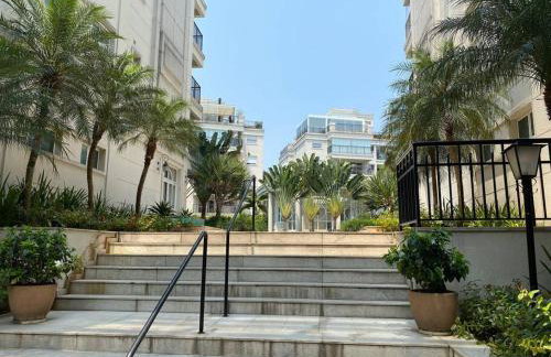 4083 - Em frente ao Hospital Albert Einstein e Estádio do Morumbi - Foto 50