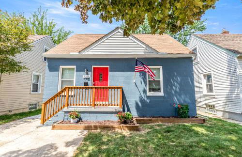 4 Bedroom Bungalow in the - Heart of Metro Detroit - Foto 1