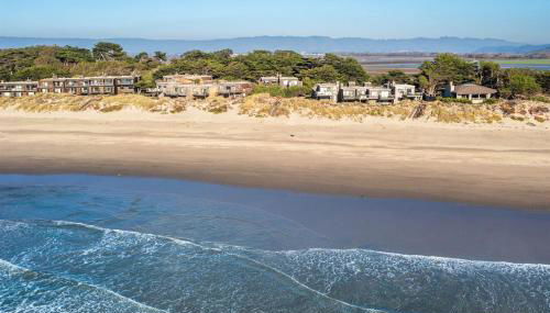 Oceanview Luxury - 5BR - Hot Tub - Steps to Beach - Foto 4