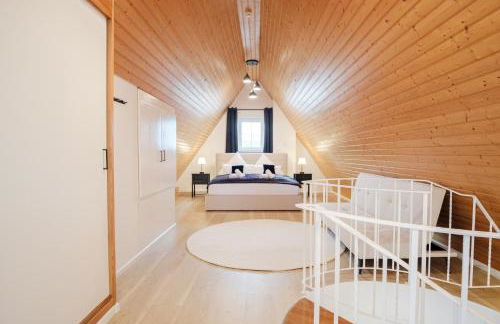 NEU Deluxe Suite Münsterblick, Maisonette, Kingsize Bett, Küche, Netflix, Aussicht, E-Kamin - Foto 26