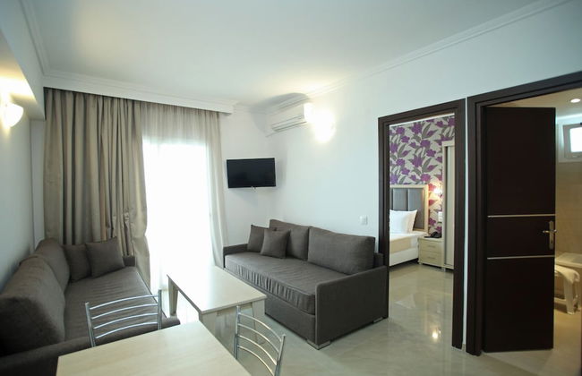 Naias Beach Hotel - Foto 16