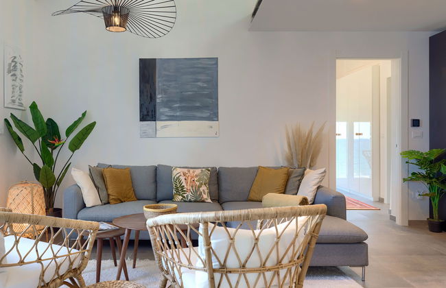 Penthouse Mira - Photo 16