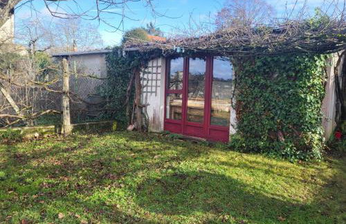 La Maison du Donjon - Gites de 8 personnes, parking privé avec jardin terrasse - Foto 73