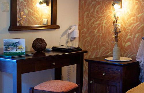 Elia Meronas - Photo 13