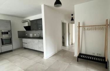 3 ZW 95 m2 Neubau Kostenlos Parkplatz im Hof - Foto 7