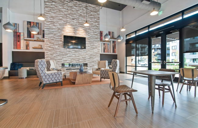 Global Luxury Suites in Menlo Park - Photo 69