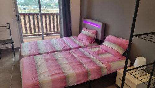 F2 ou F3 ,appartement climatisé neuf, magnifique vue sur mer et aéroport, proche tram et gare sncf 1 min,aéroport 3 minutes, 3 rooms, new AC apartment, magnificent sea and airport views, close to tram and SNCF train station 1 min, airport 3 min - Foto 4