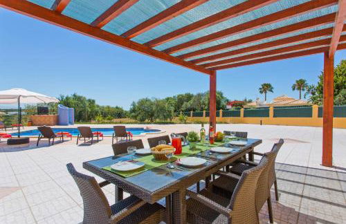 Villa Nincha - Heated Pool - Free wi-fi - Air Con - Foto 10