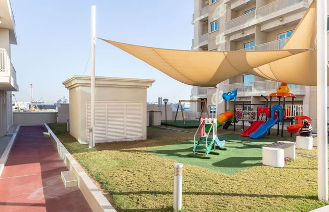 Modern Living In This 2BR Apt In The Heart of Downtown Jebel Ali - Sleeps 4! - Photo 17