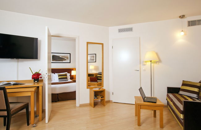 Residhome Apparthotel Paris Massy - Foto 6