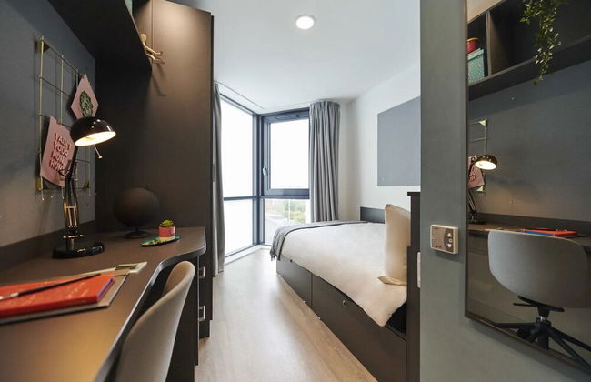 Beckett House - Photo 6