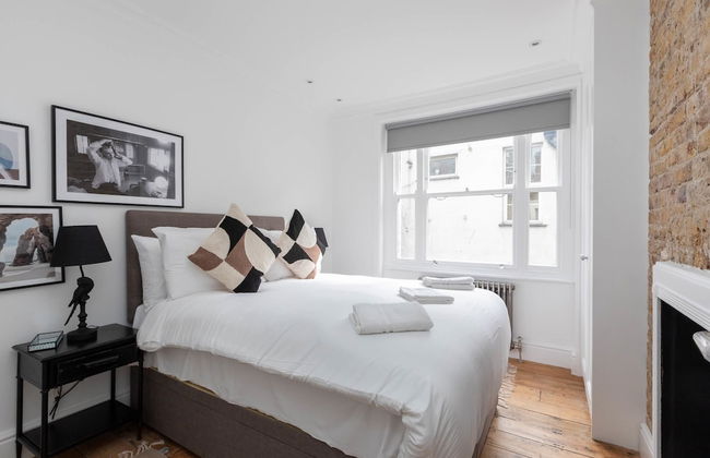 Stylish 2 Bedroom Apartment Near Oxford Street - Photo 3