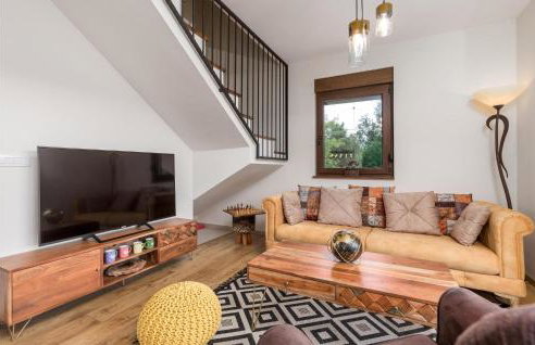 Pet Friendly Home In Gospic - Photo 5