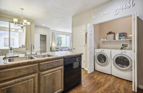 Welcoming Mesquite Condo with Pool Access! - Foto 11