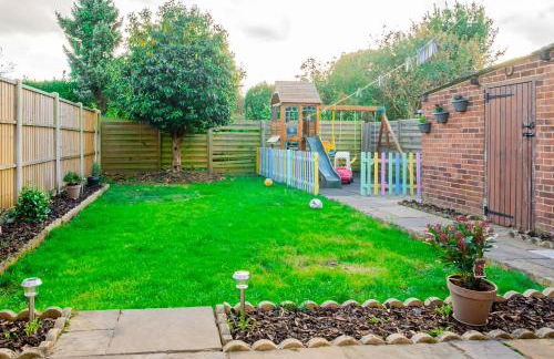 Stunning Place, close to Windsor & Heathrow & Private Parking - Foto 26