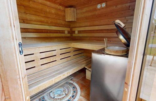 La Clef Decamp Greenland 15pers jacuzzi sauna airhockey billard - Photo 22