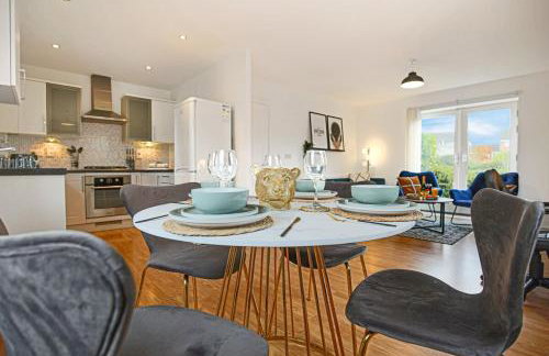 Stylish Apartment with Balcony, Free Parking, Fast Wifi and Smart TV with Sky and Netflix by Yoko Property - Foto 15