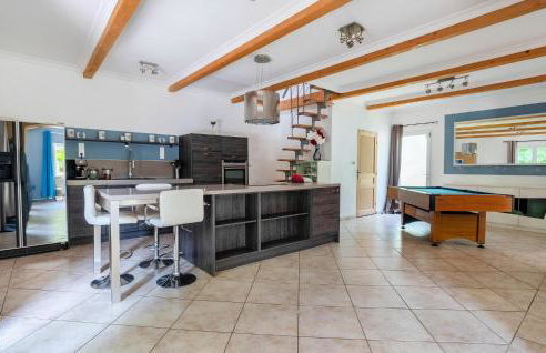 Amazing Home In Le Val - Foto 6