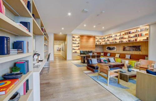 Luxury 2BR Rooftop Pool Austin by Barclé - Foto 13