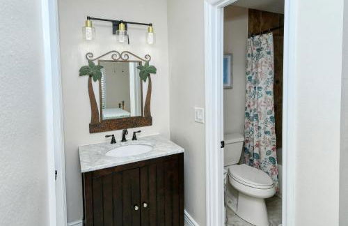 Two-Level, Heated Pool, Trolley to Beach & Village - Foto 28