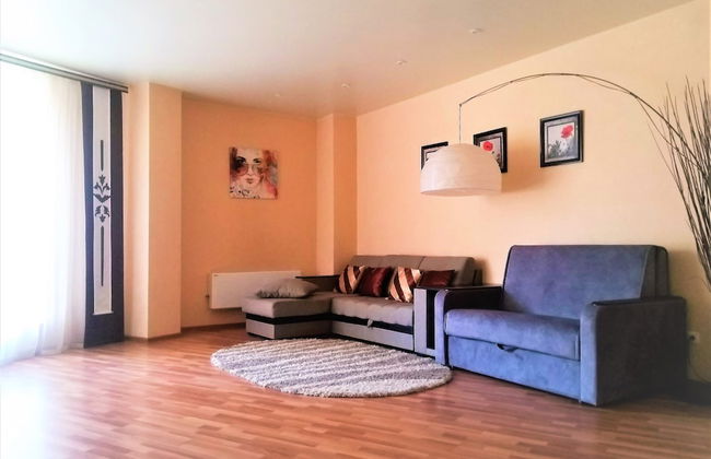 Megapolis Apartments on prospect Revolyutsii 9A - Foto 13