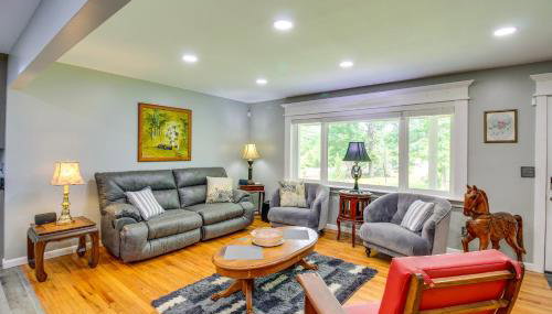 13 Mi to Guntersville Lake Henagar Gem with Hot Tub - Foto 4