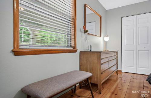 MCM Lakehouse - Direct Lake Access - Sleeps 8 - Foto 28