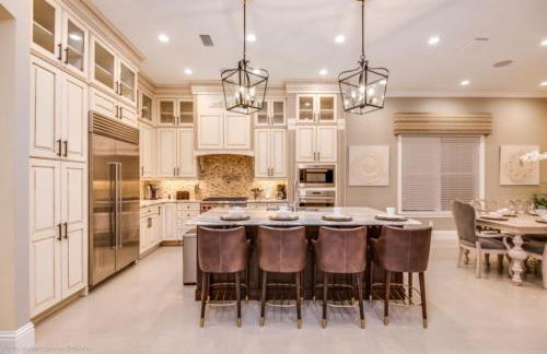 Luxury 7-Bedroom Reunion Retreat With Home Cinema & Pool - Foto 40