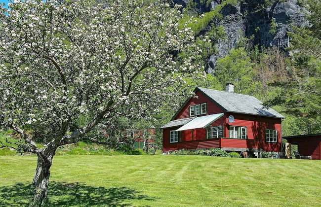 12 Person Holiday Home in Etne - Foto 1