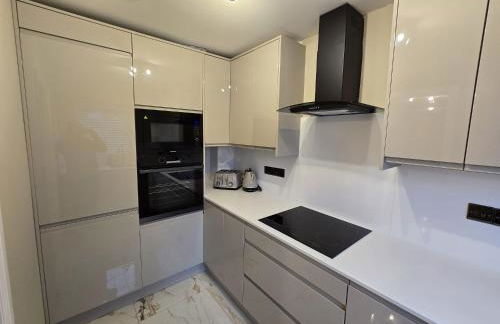 New 2 Bedroom Appartment In Manchester - Stretford - Old Trafford Close to Football-Cricket Ground & City Centre - Foto 22