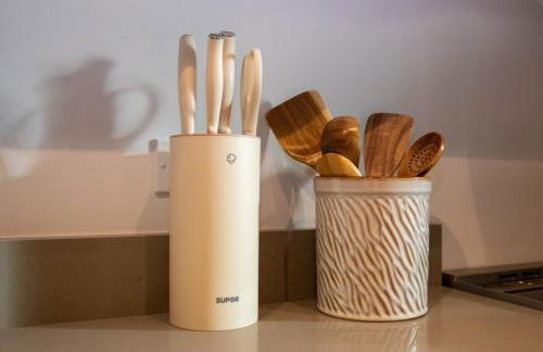 Lux Bronx Apt Rooftop, Pool, Gym, Cinema - Foto 14