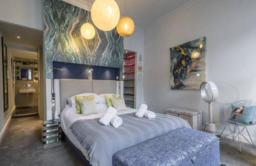 Elegant Norwich Apartment in The Lanes w Parking - Foto 8