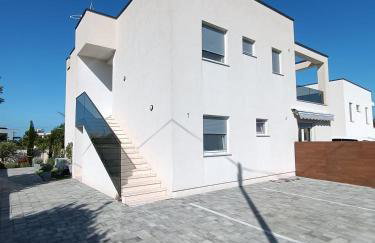 Zaton Apartments - Photo 1