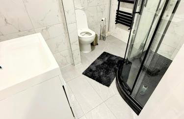 Crystal Palace Stylish gfloor 1bed apartment,3 minutes walk to Crystal palace station - Foto 11