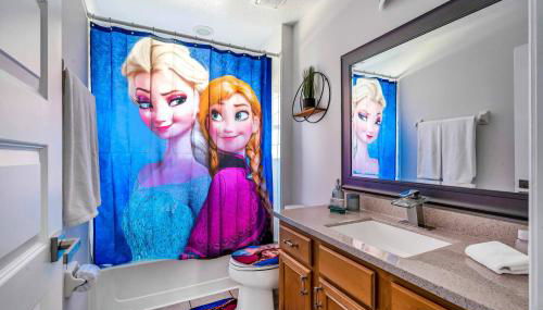 Spacious 7BR Retreat w Pool Game Room - Foto 5, Other