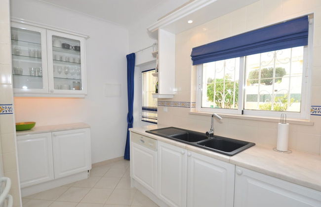 Villa With Views Like the Pool, Sea, Meia Praia - Foto 7