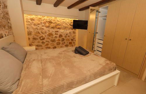 Aeolian Stone Villa - Photo 18