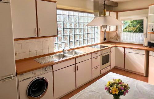 Top Lage, Familienfreundlich mit Garten & Parkplatz - bis zu 6 Pers - Family & Friends LODGE - Foto 16