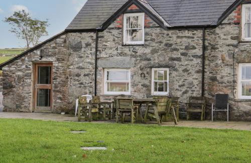 Bryn Dedwydd Farmhouse - Photo 2