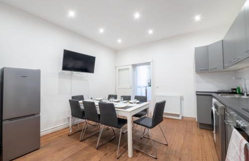 Monteurwohnung-in-Villa-8-Betten-WLAN-TV-Einbaukueche-Ahrensburg-Zentrum-Naehe-Hamburg-AGRP1201 - Photo 13