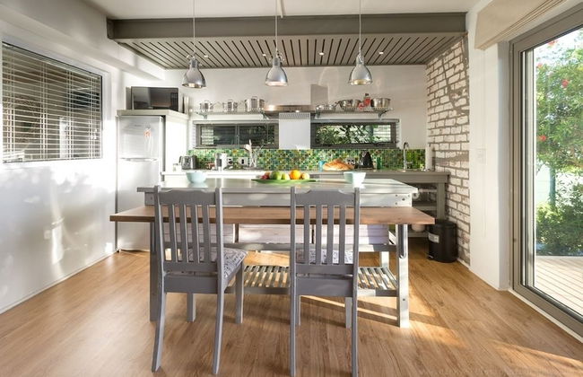 Watercolours Studios - Photo 9